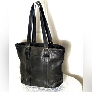 COACH💥VINTAGE~LIMITED EDITION~SOLD OUT💥F11201 Hampton Black Leather Tote